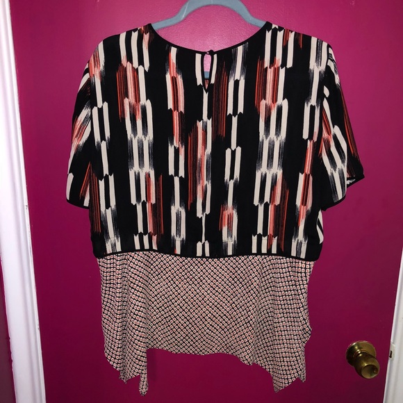 BCBGMaxazria Short Sleeve Blouse - Picture 2 of 4